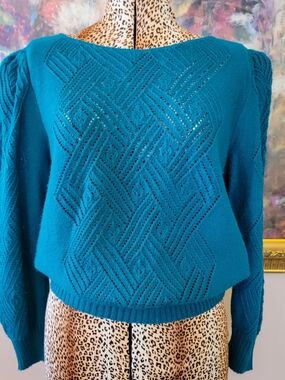 Vintage 80s Teal Blue Pointelle Knit Puff Sleeve Scoop-Neck Sweater